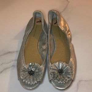 Tommy Hilfiger shoes, Silver, Size 7